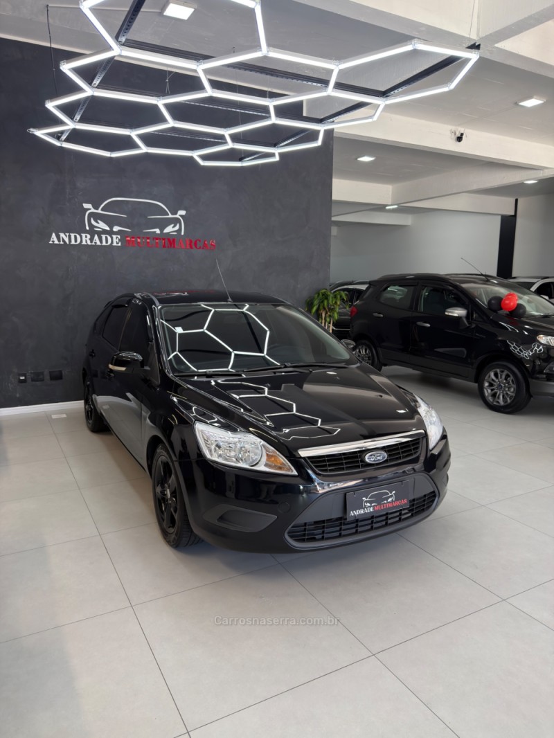 FOCUS 1.6 GLX 8V FLEX 4P MANUAL - 2010 - CAXIAS DO SUL