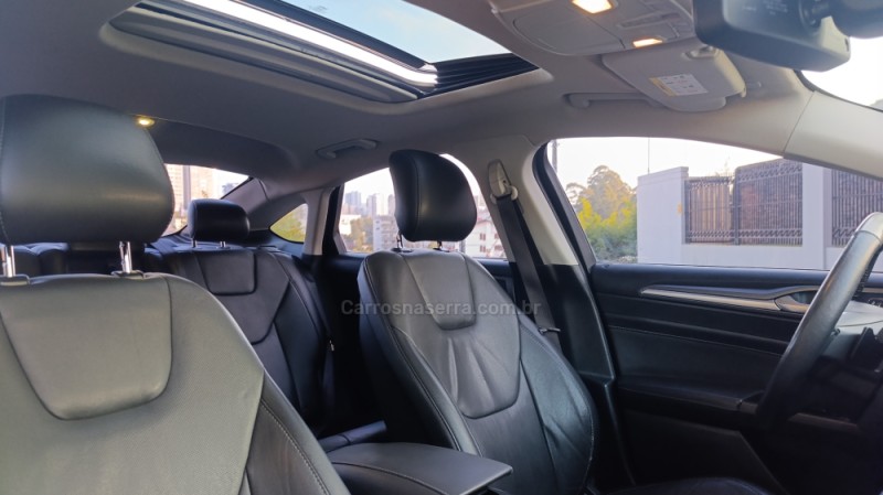 FUSION 2.0 TITANIUM PLUS AWD 16V GASOLINA 4P AUTOMÁTICO - 2014 - CAXIAS DO SUL