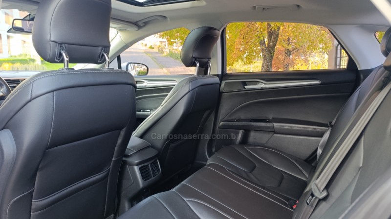 FUSION 2.0 TITANIUM PLUS AWD 16V GASOLINA 4P AUTOMÁTICO - 2014 - CAXIAS DO SUL