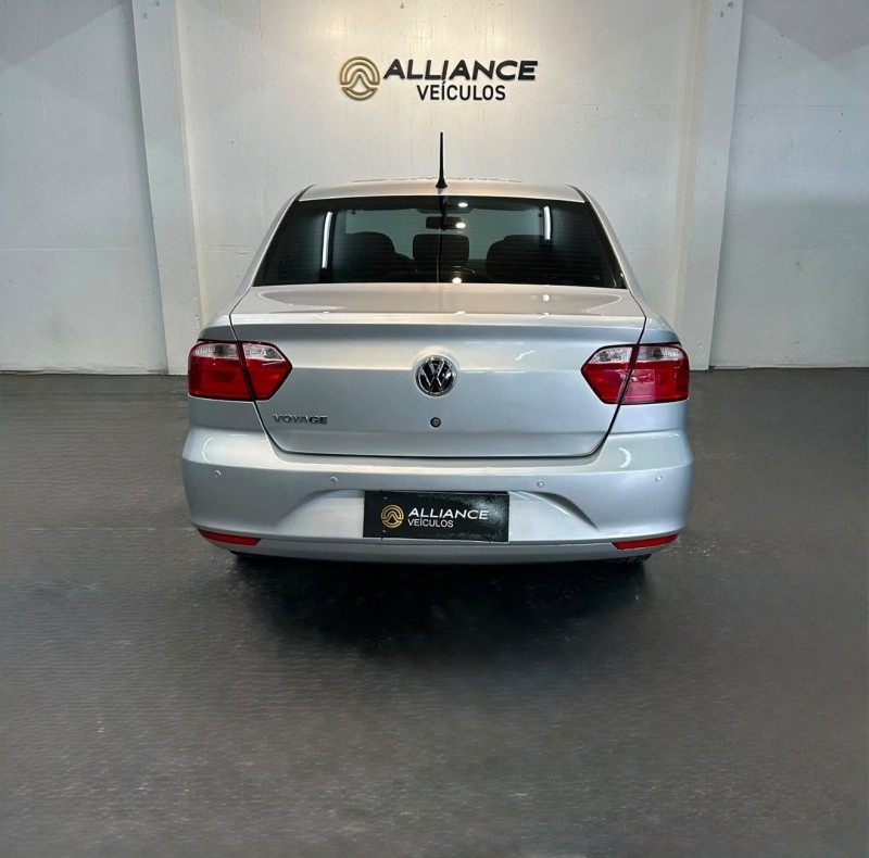 VOYAGE 1.0 12V MPI TOTALFLEX TRENDLINE 4P MANUAL - 2023 - CAXIAS DO SUL
