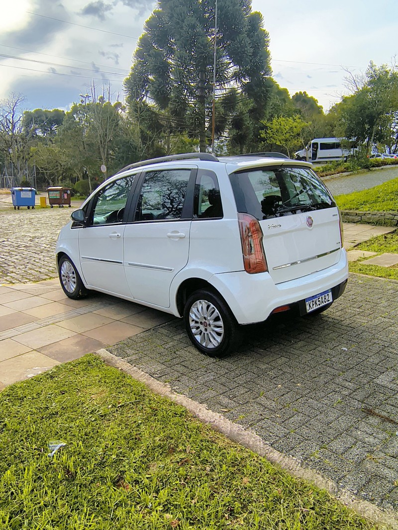 IDEA 1.6 MPI ESSENCE 16V FLEX 4P MANUAL - 2013 - FARROUPILHA