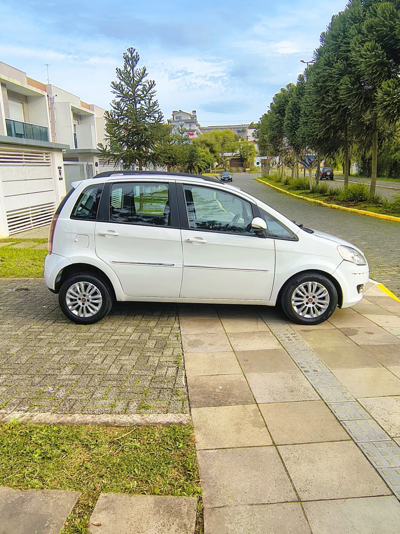 IDEA 1.6 MPI ESSENCE 16V FLEX 4P MANUAL - 2013 - FARROUPILHA