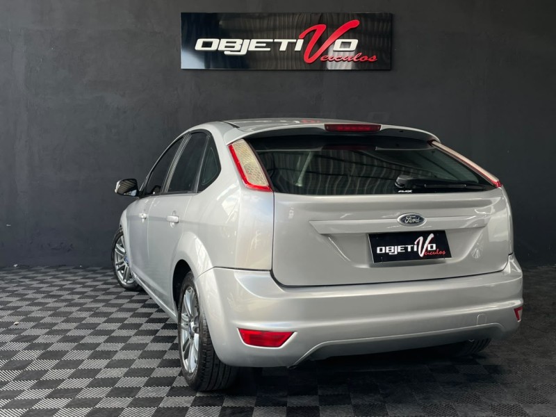 FOCUS 1.6 8V FLEX 4P MANUAL - 2011 - CAXIAS DO SUL