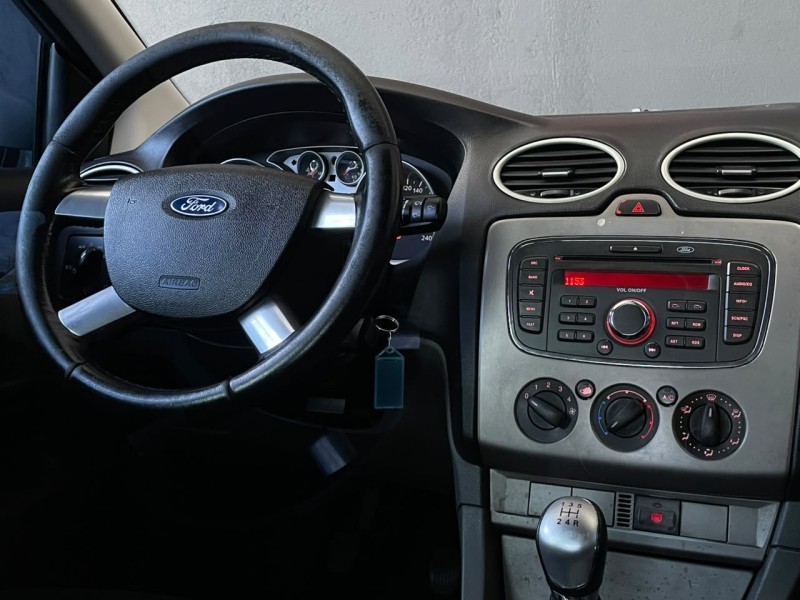 FOCUS 1.6 8V FLEX 4P MANUAL - 2011 - CAXIAS DO SUL