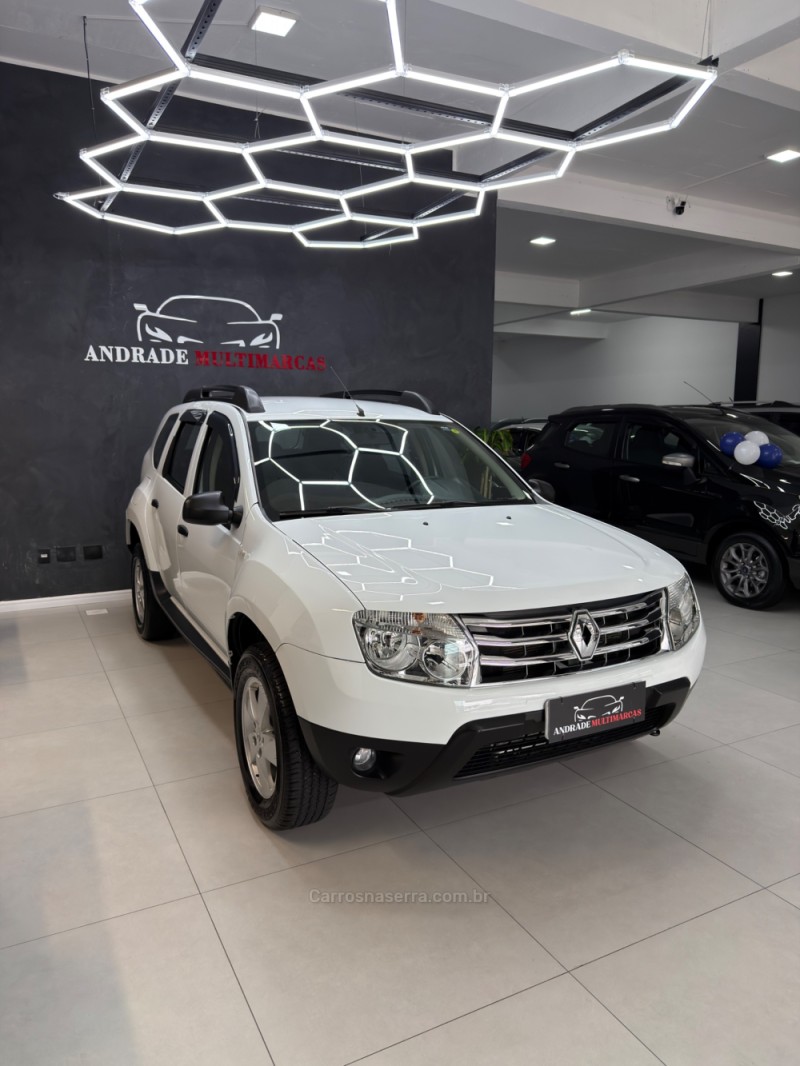 DUSTER 1.6 EXPRESSION 4X2 16V FLEX 4P MANUAL - 2014 - CAXIAS DO SUL