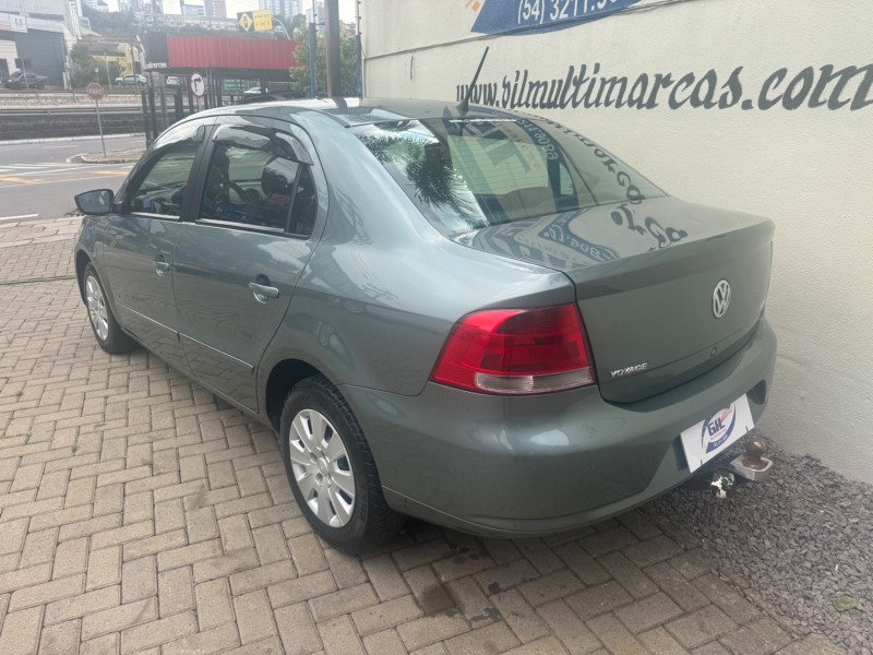 VOYAGE 1.0 MI TRENDLINE 8V FLEX 4P MANUAL - 2010 - CAXIAS DO SUL