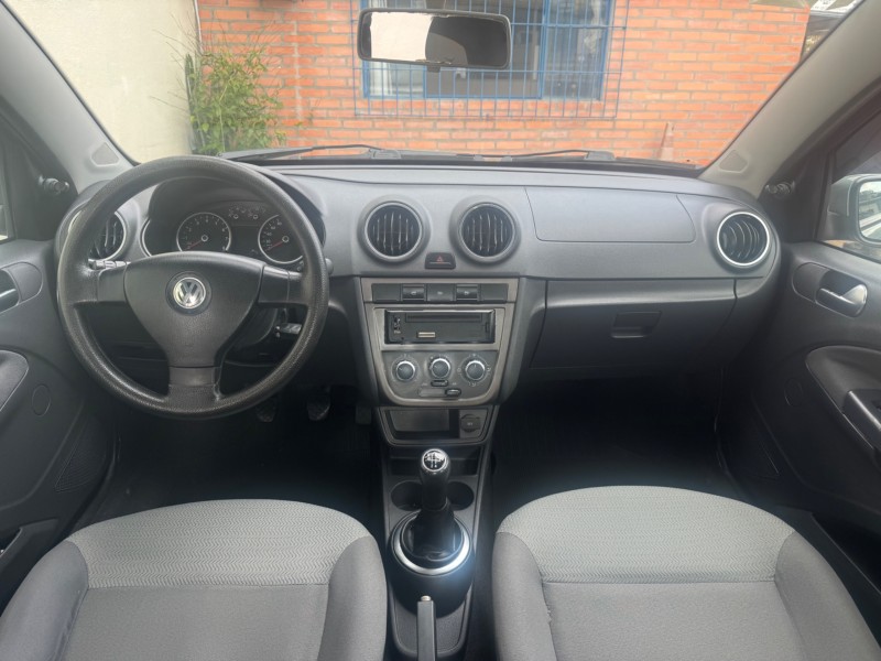 VOYAGE 1.0 MI TRENDLINE 8V FLEX 4P MANUAL - 2010 - CAXIAS DO SUL