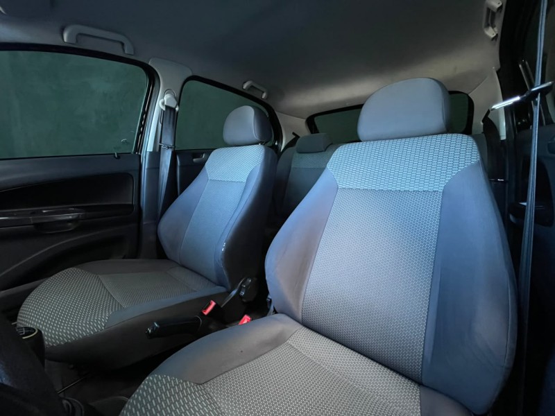 GOL 1.0 MI 8V FLEX 4P MANUAL G.V - 2011 - CAXIAS DO SUL
