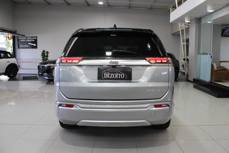 COMMANDER 1.3 OVERLAND T270 16V 4X2 TURBO FLEX 4P AUTOMÁTICO - 2022 - CAXIAS DO SUL