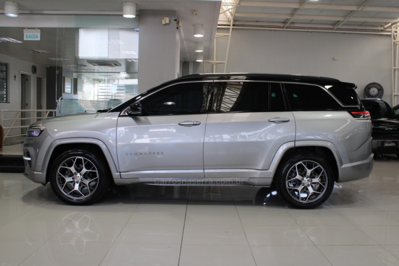COMMANDER 1.3 OVERLAND T270 16V 4X2 TURBO FLEX 4P AUTOMÁTICO - 2022 - CAXIAS DO SUL