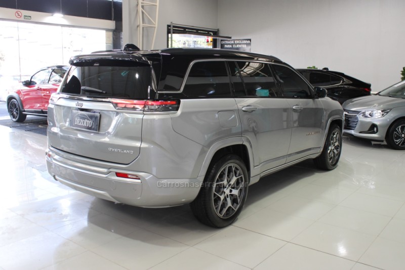 COMMANDER 1.3 OVERLAND T270 16V 4X2 TURBO FLEX 4P AUTOMÁTICO - 2022 - CAXIAS DO SUL