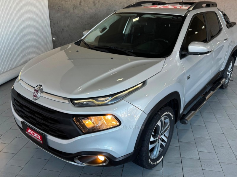 TORO 2.0 16V TURBO DIESEL FREEDOM 4WD MANUAL - 2019 - CAXIAS DO SUL