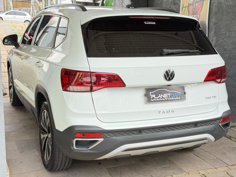 TAOS 1.4 16V COMFORTLINE TSI FLEX 4P AUTOMÁTICO - 2023 - FARROUPILHA