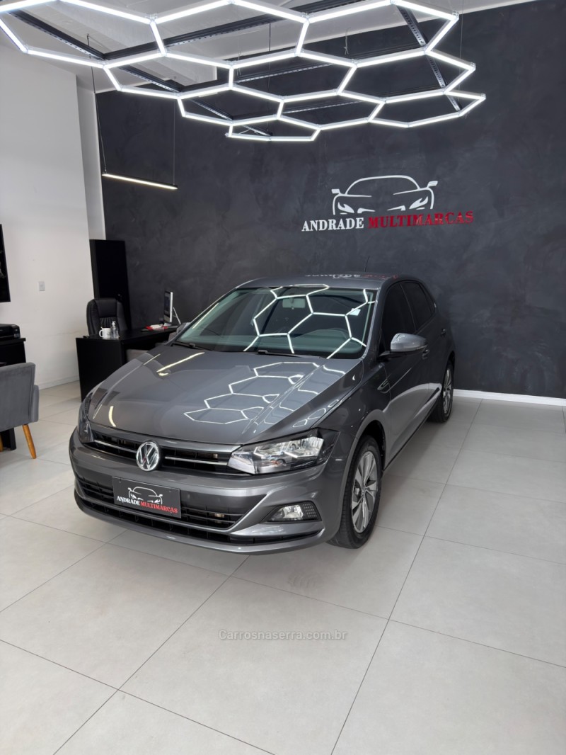 POLO 1.0	200 TSI HIGHLINE AUTOMÁTICO  - 2019 - CAXIAS DO SUL