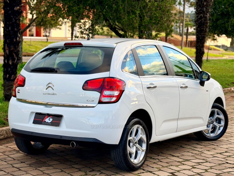 C3 1.6 EXCLUSIVE 16V FLEX 4P AUTOMÁTICO - 2015 - CASCA