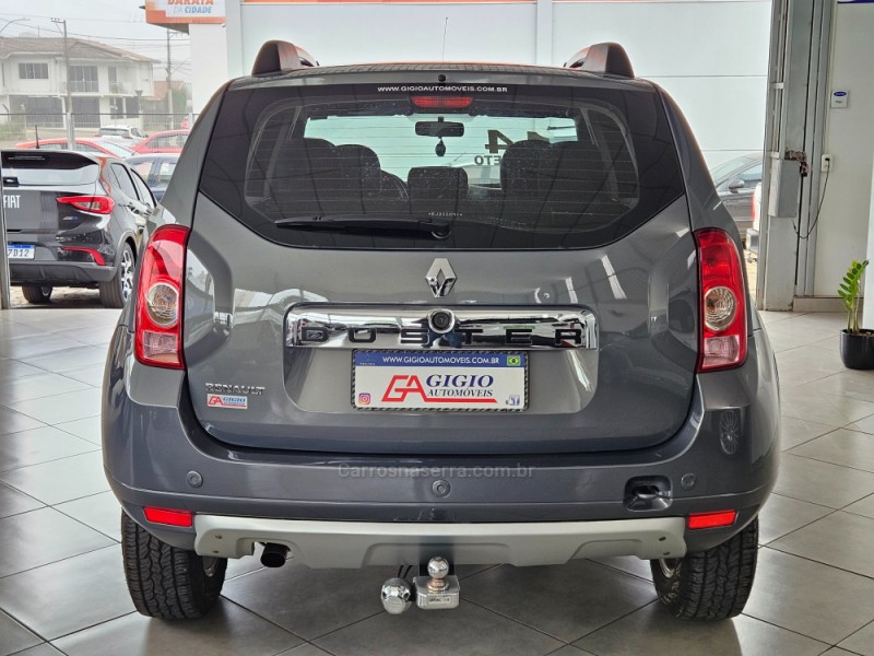 DUSTER 1.6 DYNAMIQUE 4X2 16V FLEX 4P MANUAL - 2014 - TAPEJARA