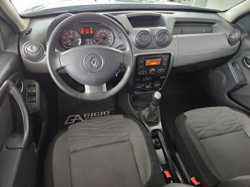 DUSTER 1.6 DYNAMIQUE 4X2 16V FLEX 4P MANUAL - 2014 - TAPEJARA