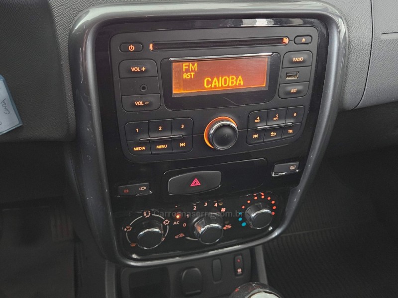 DUSTER 1.6 DYNAMIQUE 4X2 16V FLEX 4P MANUAL - 2014 - TAPEJARA