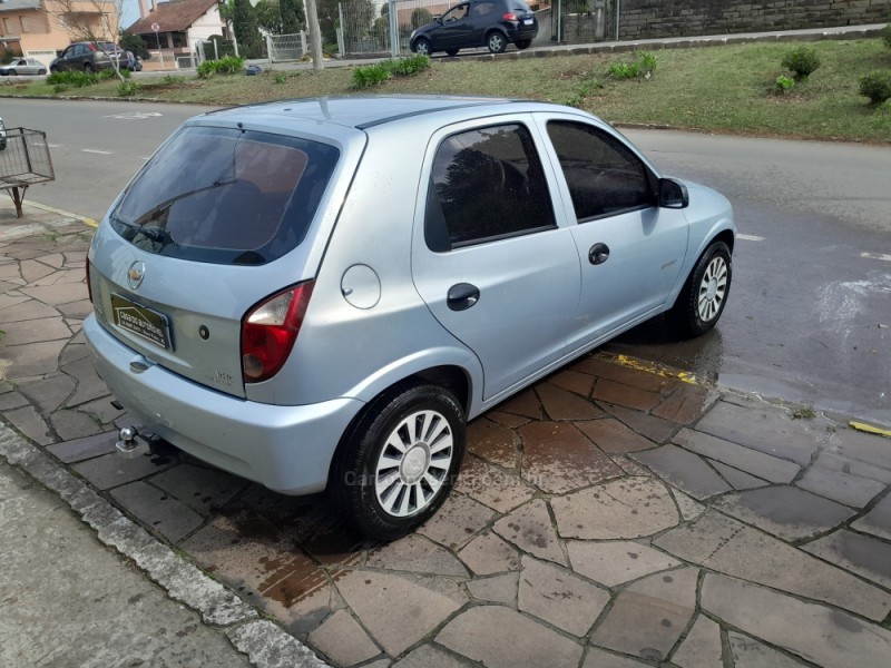 CELTA 1.0 MPFI SPIRIT 8V FLEX 4P MANUAL - 2009 - NOVA PRATA