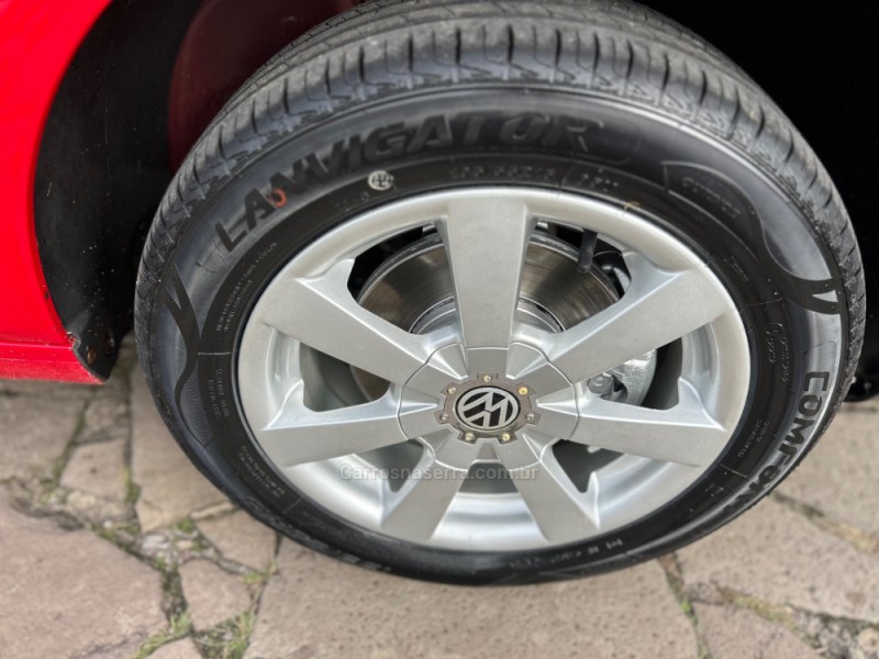 FOX 1.6 MI PLUS 8V GASOLINA 4P MANUAL - 2010 - CAXIAS DO SUL