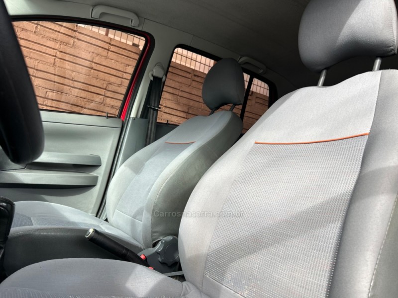 FOX 1.6 MI PLUS 8V GASOLINA 4P MANUAL - 2010 - CAXIAS DO SUL