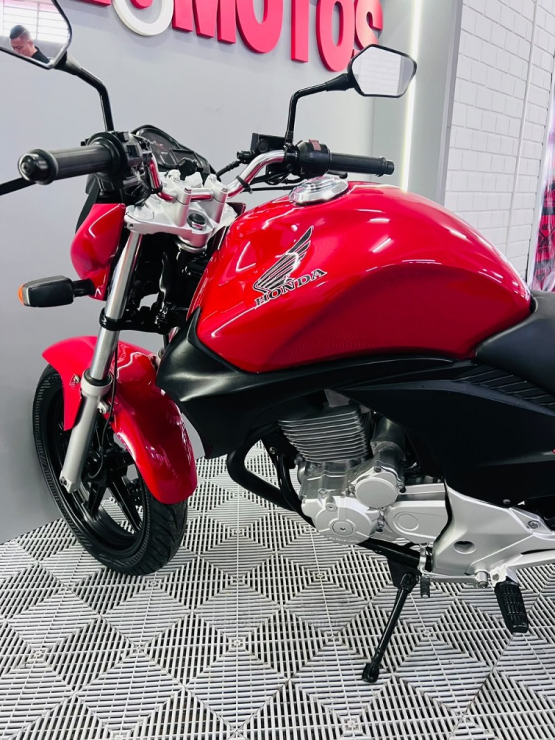 CB 300R  - 2011 - CAMPO BOM
