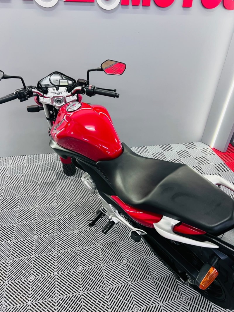 CB 300R  - 2011 - CAMPO BOM