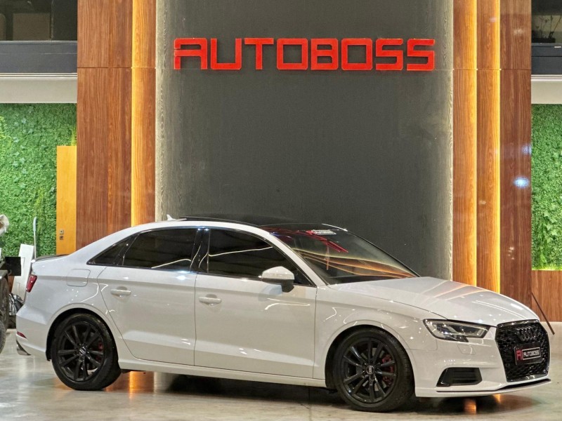 A3 2.0 TFSI SEDAN AMBITION 16V GASOLINA 4P S-TRONIC - 2017 - NOVO HAMBURGO