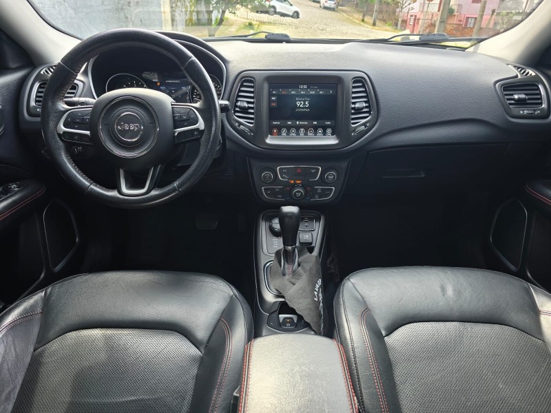 COMPASS 2.0 16V DIESEL TRAILHAWK 4X4 AUTOMÁTICO - 2018 - FARROUPILHA