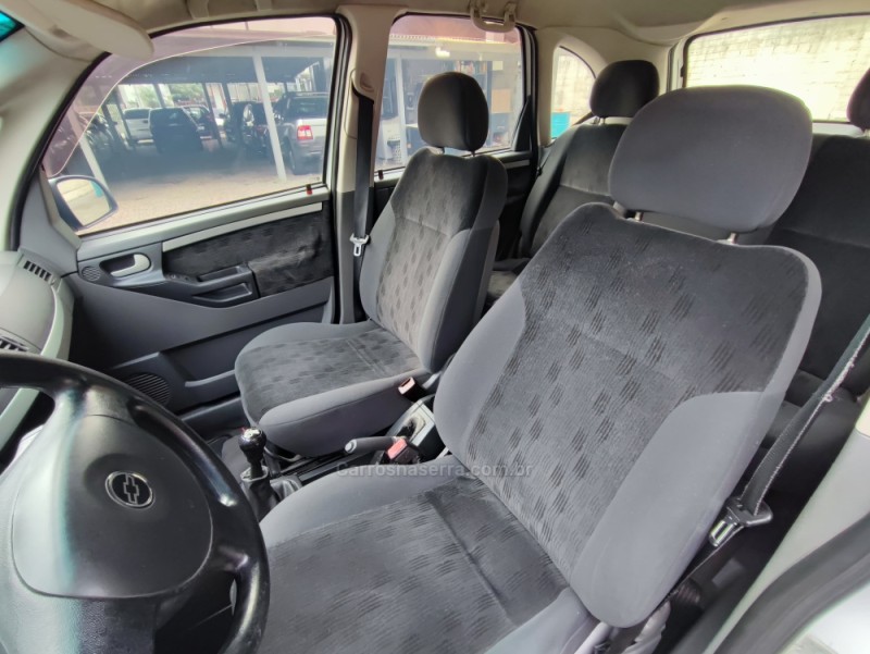 MERIVA 1.8 MPFI MAXX 8V FLEX 4P MANUAL - 2006 - FARROUPILHA