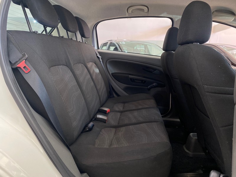 PUNTO 1.4 ATTRACTIVE 8V FLEX 4P MANUAL - 2012 - CAXIAS DO SUL