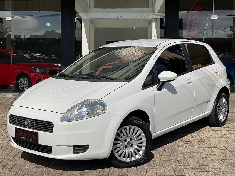 PUNTO 1.4 ATTRACTIVE 8V FLEX 4P MANUAL