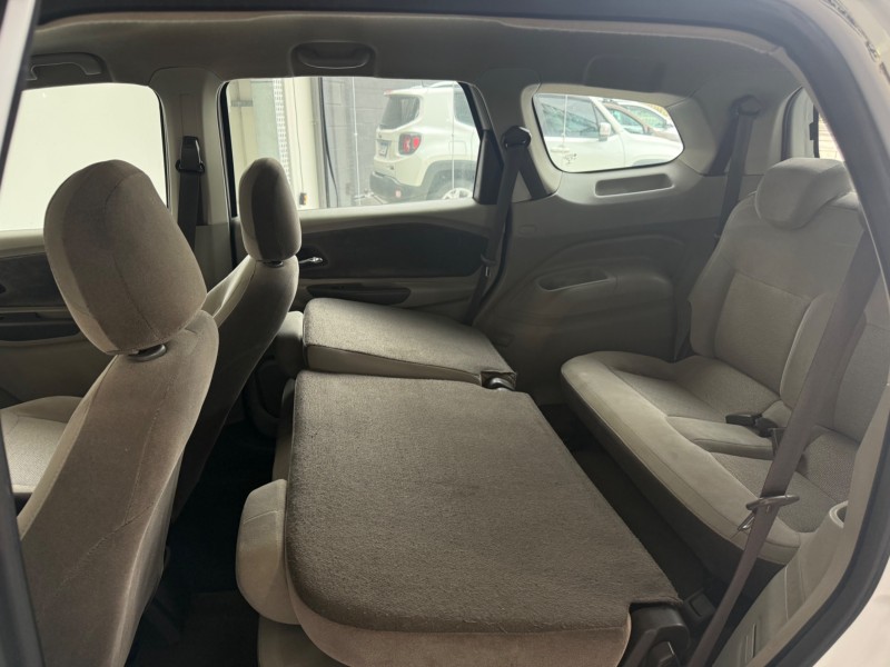 SPIN 1.8 LTZ 8V FLEX 4P MANUAL - 2015 - CAXIAS DO SUL