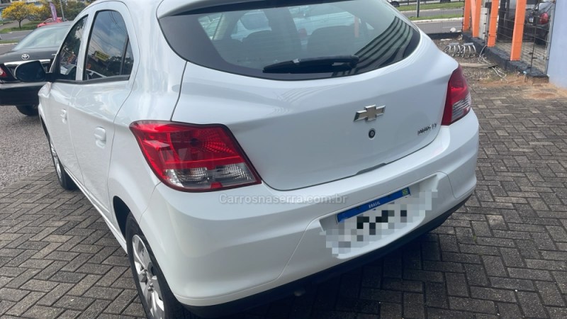 ONIX 1.0 MPFI LT 8V FLEX 4P MANUAL - 2013 - TAQUARA