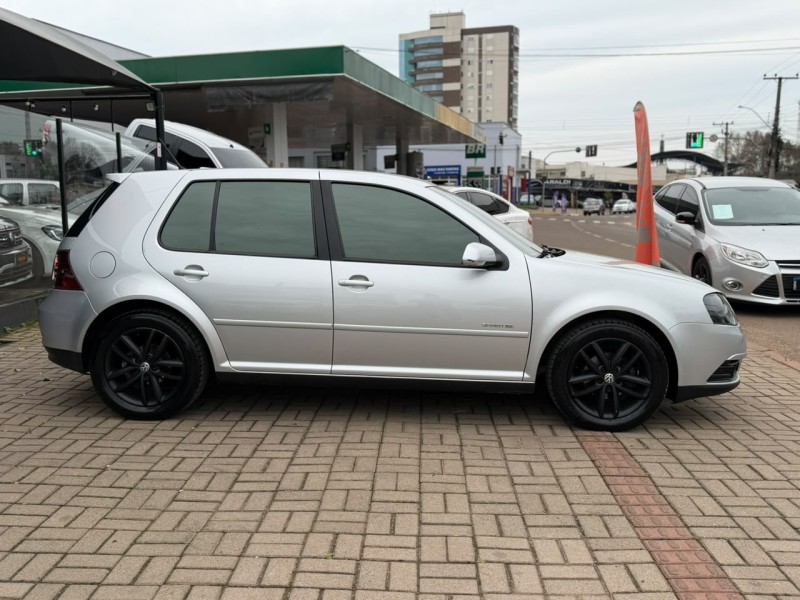 GOLF 1.6 MI SPORTLINE 8V FLEX 4P MANUAL - 2010 - LAGOA VERMELHA