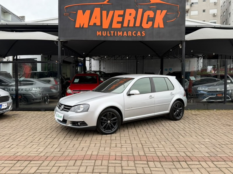 GOLF 1.6 MI SPORTLINE 8V FLEX 4P MANUAL - 2010 - LAGOA VERMELHA