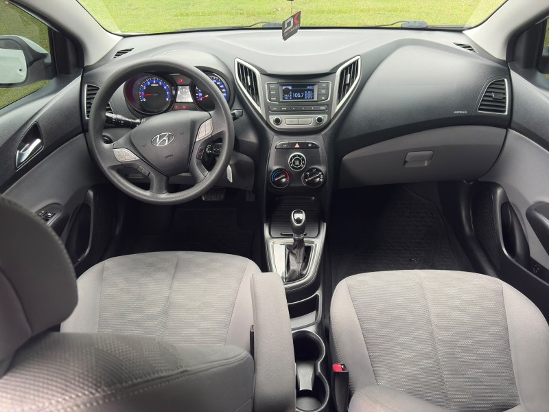 HB20S 1.6 COMFORT PLUS 16V FLEX 4P AUTOMÁTICO - 2016 - FARROUPILHA