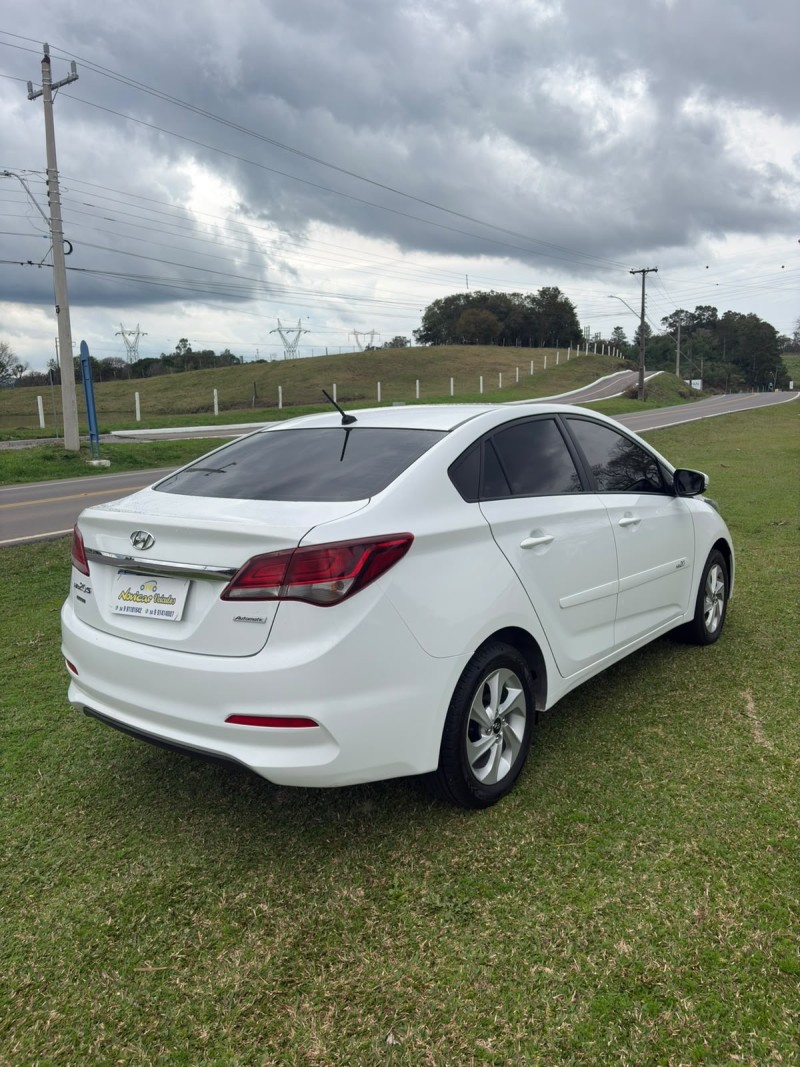 HB20S 1.6 COMFORT PLUS 16V FLEX 4P AUTOMÁTICO - 2016 - FARROUPILHA