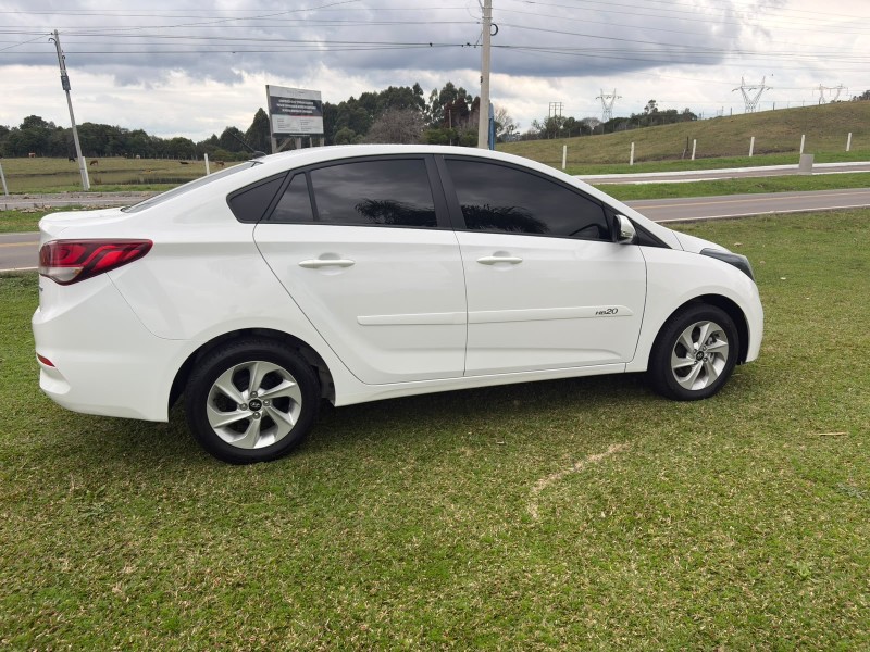 HB20S 1.6 COMFORT PLUS 16V FLEX 4P AUTOMÁTICO - 2016 - FARROUPILHA