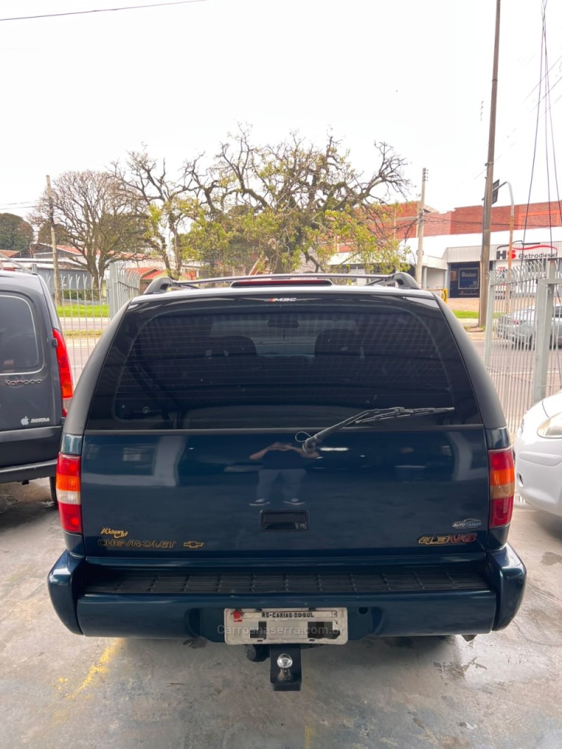 BLAZER 4.3 SFI DLX 4X2 V6 12V GASOLINA 4P MANUAL - 1998 - CAXIAS DO SUL
