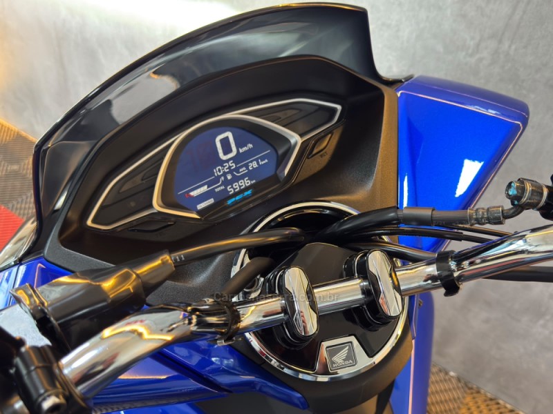 PCX 150 - 2022 - PORTãO