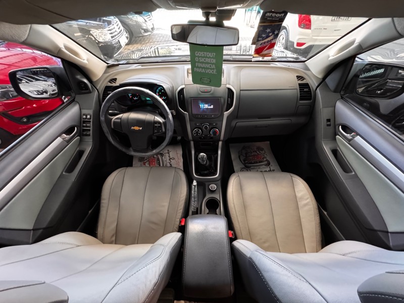 S10 2.5 LT 4X4 CD 16V FLEX 4P MANUAL - 2015 - CAXIAS DO SUL