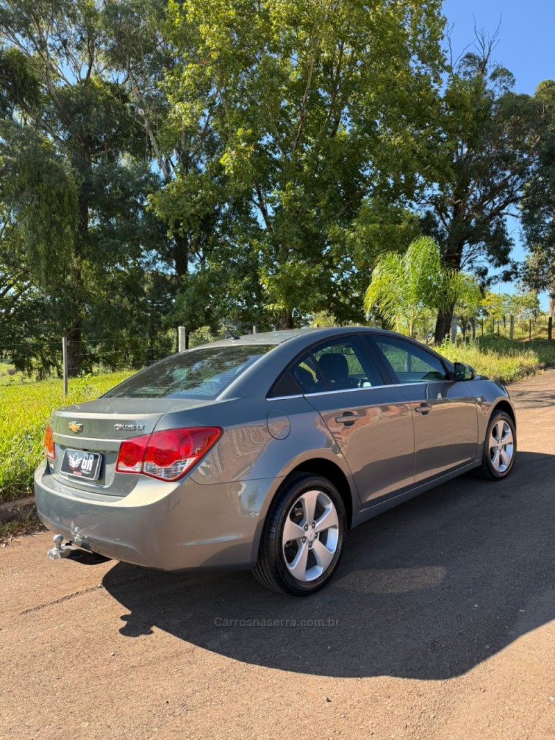 CRUZE 1.8 LT 16V FLEX 4P AUTOMÁTICO - 2012 - IBIRAIARAS