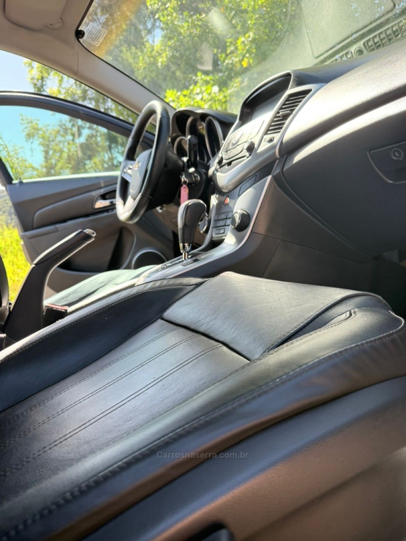 CRUZE 1.8 LT 16V FLEX 4P AUTOMÁTICO - 2012 - IBIRAIARAS