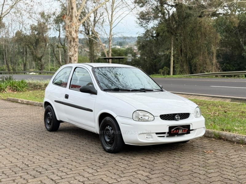 CORSA 1.0 EFI WIND 8V GASOLINA 2P MANUAL - 2001 - DOIS IRMãOS