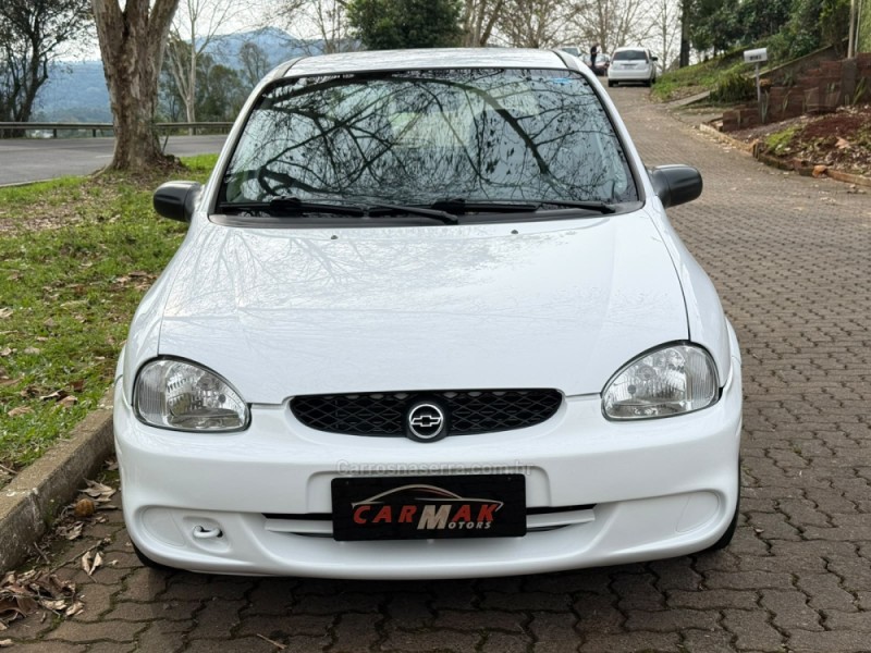 CORSA 1.0 EFI WIND 8V GASOLINA 2P MANUAL - 2001 - DOIS IRMãOS
