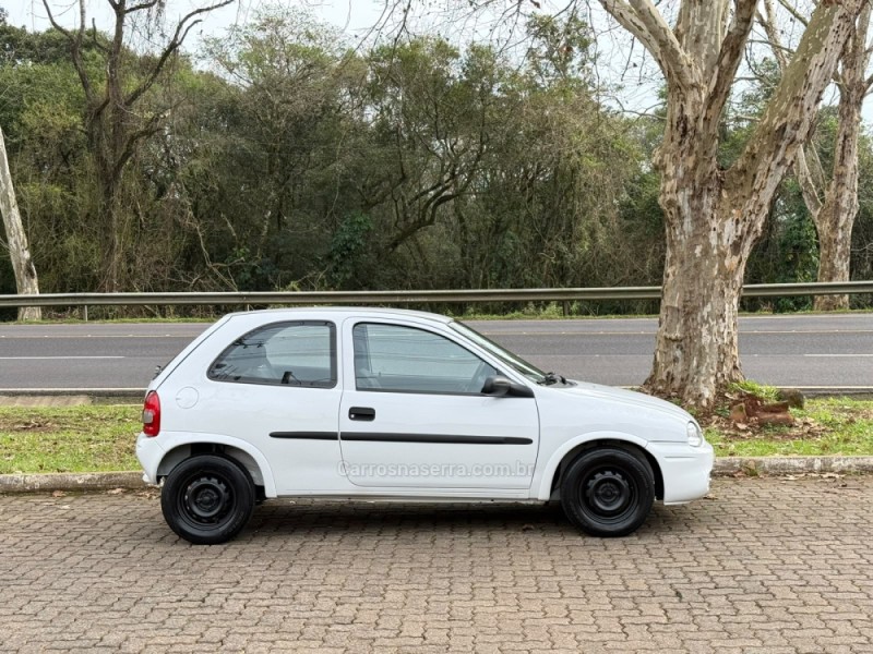 CORSA 1.0 EFI WIND 8V GASOLINA 2P MANUAL - 2001 - DOIS IRMãOS