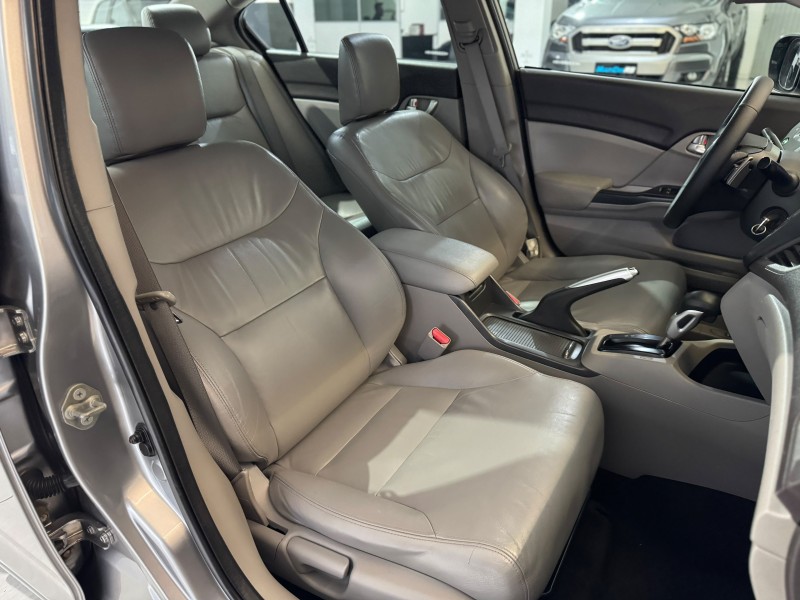 CIVIC 1.8 LXS 16V GASOLINA 4P AUTOMÁTICO - 2012 - ESTâNCIA VELHA