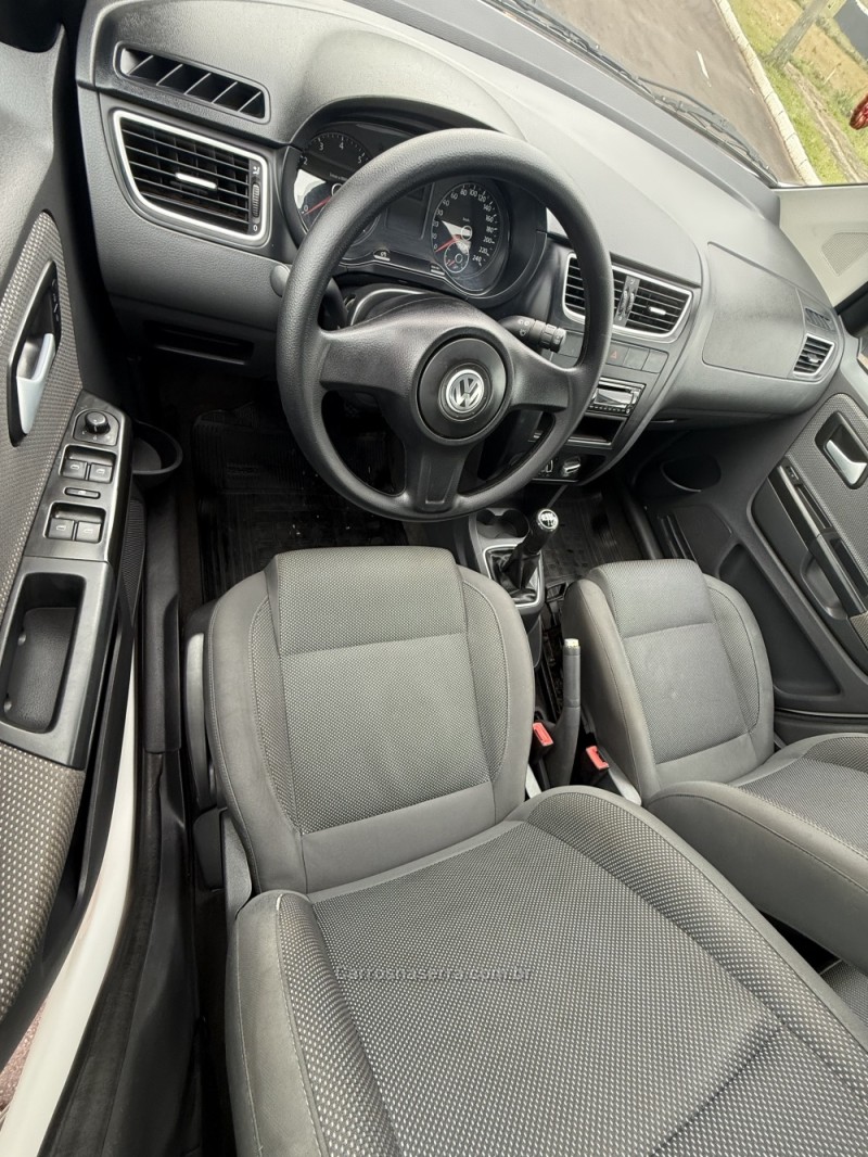 FOX 1.6 MI ITREND 8V FLEX 4P MANUAL - 2022 - CARLOS BARBOSA