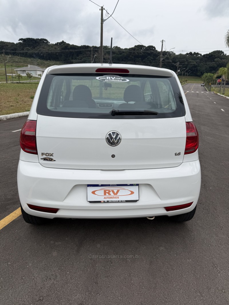 FOX 1.6 MI ITREND 8V FLEX 4P MANUAL - 2022 - CARLOS BARBOSA